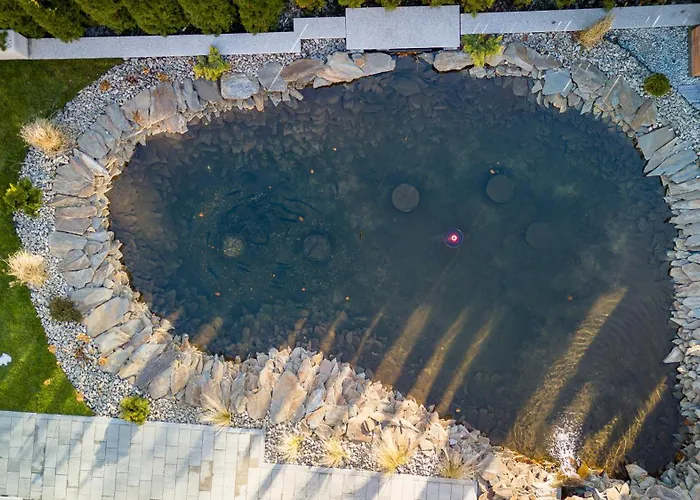 Mountain Spring 斯克拉斯卡波伦巴