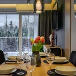 Appartement Mountain Spring- Premium 4-8 Os Z Jacuzzi, Sauna I Basenem W Cenie - Widok Na Gory *