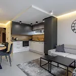Апартаменты Mountain Spring- Premium 4-8 Os Z Jacuzzi, Sauna I Basenem W Cenie - Widok Na Gory Шклярска-Поремба