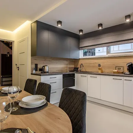 Mountain Spring Apartament *