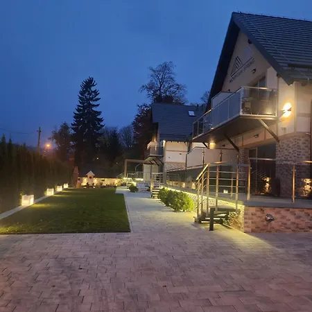 Mountain Spring- Premium 4-8 Os Z Jacuzzi, Sauna I Basenem W Cenie - Widok Na Gory Appartement