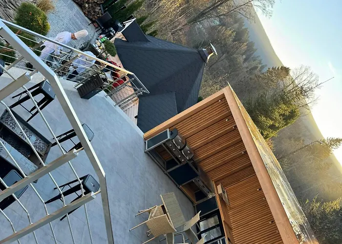 Mountain Spring Apartment