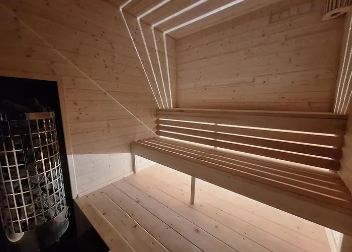 Mountain Spring Apartment *